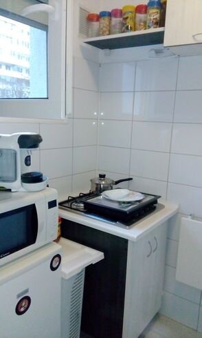 Alexandru Obregia, garsoniera mobilata, utilata, comision standard